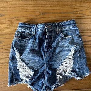 Good American Distressed Jean shorts